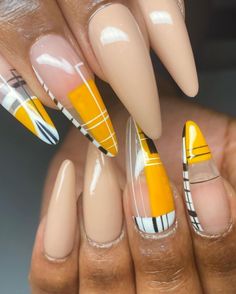 Abstract Nail Art, Eyes Lips Face, Great Nails, Minimalist Nails, Beautiful Nail Art, Hand Care, Nail Technician