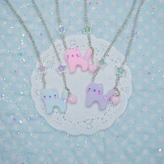 Kawaii Lovely Sweet Cat Necklace Pastel Gattini Yumekawaii | Etsy Decora Kei Outfits, Fairy Kei Aesthetic, Goth Necklaces, Cute Pastel Outfits, Desired Wardrobe, Kawaii Kei, Pastel Kidcore, Soft Kidcore Aesthetic, Charm Ideas