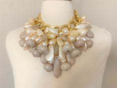 Statement Bib Necklace, Bib Necklace, Jewelry Trends, Faux Pearl, Necklace Etsy, Pearl Necklace, Look At, Statement Necklace, Gold Tones