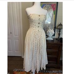 Free people Fairy dress 
  
Can fit xs-s
Has stretch 
#betsyjohnson 
#vintage 
#fairycore Beige Skirt, Long Gowns, Free People Skirt, People Dress, Betsy Johnson, Fairy Dress, Long Gown, Free People Dress, Dress 100