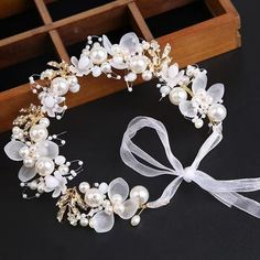 Describe Product name: headband flower garland Color as shown in the picture Material: copper wire + pearl Size: 35*5cm/13.77*1.96inch One size, floating band can adjust the size and k can be gently bent headband. Can be easily and safely fixed. If you have short or thinning hair, you can use a headband. You can also choose to wear it with clips or a headband depending on your hair style. Use it as a bridal hair clip for timeless glamour. This glamorous trench coat looks great with a bouncy hair Baby Breath Hair Piece, Bride Hair Vine, Flower Girl Hair Piece, European Wedding Dresses, Flower Girl Headpiece, Flower Girl Hair Accessories, Wedding Hairband, Timeless Glamour, Flower Crown Headband