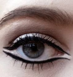 Ballet Makeup, 60s Aesthetic, 70s Makeup, Retro Makeup, Smink Inspiration, Dope Makeup, Stage Makeup, Vintage Makeup