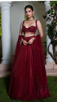 Indian Wedding Outfit, Traditional Indian Dress, Red Lehenga, Indian Bridal Dress, Baby Frocks Designs, Designer Dresses Casual, Indian Dress, Elegant Saree, Party Wear Indian Dresses