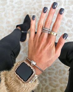 Discover the Top 29 Fall Nail Colors 2024: Season’s Best Trends Dip Fingernails, Nail Color Trends, November Nails, Tree Nails, Style 2023, Opi Nail Lacquer, Pretty Faces, Dark Nails