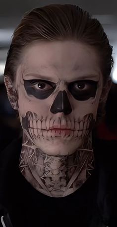 Skeleton Face Paint, Evan Peters American Horror Story, Skeleton Face, Skeleton Makeup, Halloween Makeup Inspiration