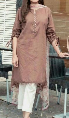 Dresses Design Ideas, Style Outfits Summer, Summer Vibes Aesthetic, Trendy Shirt Designs, Pakistani Fashion Casual, Long Kurti