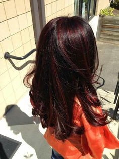 Light Red Highlights, Hair Dye Inspiration, Dye Inspiration, Red Hair With Highlights, 2022 Aesthetic, Red Hair Inspo, Wine Hair