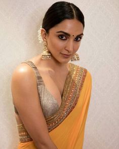 Kiara Advani in a yellow saree by Tarun Tahilani for dspa22 1 Stylish Saree, Woman Movie, Fun Quotes, Chiffon Saree