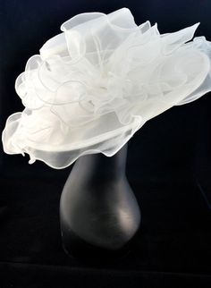 White Ivory  Kentucky Derby Hat Church hat Tea Party Hat Fitted White Hat With Curved Brim, White Fitted Hat With Curved Brim, White Fitted Top Hat With High Crown, Formal White Sun Hat, White Fitted Cloche Hat For Kentucky Derby, White Fitted Cloche Hat For Formal Occasions, White Fitted Cloche Costume Hat, Fitted White Cloche Costume Hat, Elegant White High Crown Mini Hat