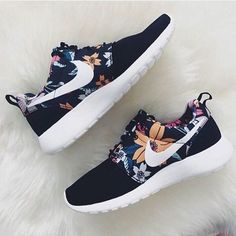 Shoe Outlet, Discount Shoes, Nike Outlet,Shop today for discount Nikes online or in store. Fast shipping. Jordan Sneaker, Floral Sneakers, Adidas Shoes Women, Nike Lunar, Nike Shoes Outlet