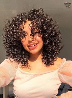 Waves Tutorial, Medium Length Curly Hair, Beautiful Curly Hair, Hairdos For Curly Hair