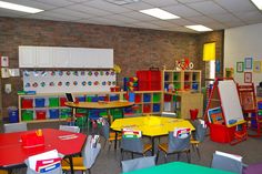 the children's playroom is clean and ready for their parents to use it