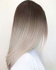 Blackberry Hair Colour, Ashy Blonde Hair, Grey Ombre Hair, Natural Ombre, Silver Blonde Hair, Ombre Hair Blonde, Silver Blonde, Ombré Hair