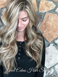 Ariel Edens Hair Studio in Pittsburgh, PA. Call 412-652-7023 for appointments. #arieledenshairstylist #pittsburghhairstylist #balayage #hairinsporation #hairgoals #longblondehair #highlights Balayage, Hair Stylist