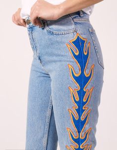 Burn, Blue Vintage - Denim, | sandro-paris.com Mall Haul, Painted Pants, Stile Casual Chic, Jacket Ideas, Custom Jeans