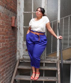 Click through the most stylish plus-size fashion bloggers for serious street style inspiration at @stylecaster | 'Saks in the City' Plus Size Tips, Elegante Casual, Plus Size Models, Stylish Plus, Plus Size Fashion For Women