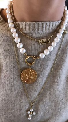 Diy Necklace Ideas, Make Your Own Necklace, Big Pearl Necklace, Diy Necklaces, Necklace Ideas, Looks Street Style, Jewelry Fashion Trends, Stylish Jewelry