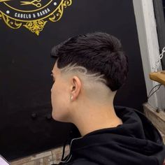 Haircut Design, Short Hair Designs, Low Fade, Haircut Designs, Corte De Cabelo Masculino, Hair Designs, Barber Shop, Short Hair Styles, Instagram Profile