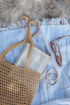 A Pair & A Spare | All The Books I've Read (and Liked) Recently Raffia Bag, Summer Feeling, Summer Dream, Summer Photos, European Summer, Beach Aesthetic, Learn To Crochet, Beach Vibe, Tandem