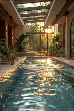 15 Modern Pool Designs Transforming Your Backyard Pool In The Middle Of The House, House Pool Ideas Backyard, Solarium Pool Sunrooms, Indoor And Outdoor Pool, House Pool Aesthetic, Pool Aestethic, Pool With Screen Enclosure, Modern Pool Room, Indoor Pool Ideas Affordable