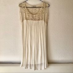 Pull & Bear Off White Crochet Dress. Dress Is A Off White Color With Cream Crochet On Top Chest Area And Back. New Without Tags Nwot. Never Worn. Size Small. Slip On Style. Fringe On Sleeves. Has An Inner Layer. Boho Style With Flower Crochet Designs On Top. Flowy Dress. Measurements Are Approximate And Shown In The Photos. From A Pet And Smoke Free Home. Crochet Dress Boho, White Crochet Dress, Bear White, Flower Crochet, Small Boho, Custom Clothing, Dress Boho, Dress Measurements, Off White Color