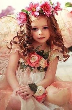 Madeira Flowers, Kind Photo, Flowers In Her Hair, Foto Poses, Fairy Princess, On The Ground, Flower Child