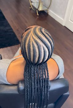 Big Curly Hairstyles, Curly Hairstyles Indian, Baddie Braids, Afrocentric Hair, Freestyle Braids, Braids Big, Latest Hair Braids, Hair Braid Patterns, Cornrows Natural Hair