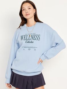 Saw this on Old Navy: Oversized Hooded Jacket, Old Sweatshirt, Mock Neck Sweatshirt, Fashion Capsule Wardrobe, Sweatshirts For Women, Casual Preppy Outfits, Cozy Season, Oversized Tunic, Tunic Sweatshirt