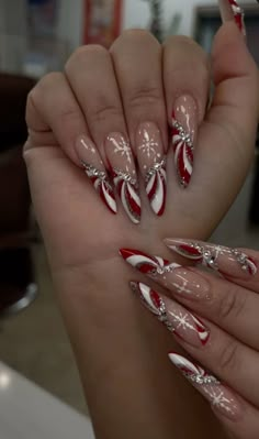 Art Styles For Beginners, Harry Styles Nail Art, Nail Art Coffin, Nail Art Japanese, Snowflake Nail Design, Grunge Nails, Nail Design Ideas