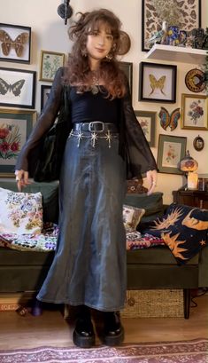 Whimsical Witchy Outfits, Whimsigoth Skirt Outfit, Whimsical Goth Aesthetic Outfits, Simple Whimsigoth Outfit, Y2k Whimsigoth Outfits, Whimsical Fashion Casual, Modest Goth Fashion, Skirt With Docs, Whimsi Gothic Outfits