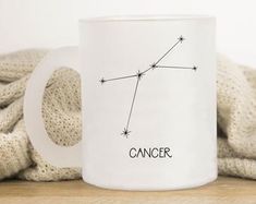 Cancer zodiac mug - the cutest zodiac gifts ideas for the horoscope lovers in your life! #cancerzodiac #horoscope #zodiac Zodiac Gifts Ideas, Celestial Gifts, Zodiac Birthdays, Best Friend Mug, Customised Mugs, Friend Mugs