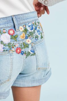 embroidered shorts - Google Search Spring Styling, Chambray Jumpsuit, Embroidered Pants, Fall Shorts, Summer Capsule Wardrobe, Boyfriend Shorts, Shorts For Women, Embroidered Denim, Pants Design