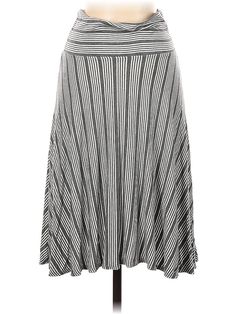 Max Studio Casual Skirt Size: Small Bottoms - used. 95% RAYON, 5% SPANDEX, Chevron/Herringbone | Max Studio Casual Skirt: Gray Chevron/Herringbone Bottoms - Size Small Grey Chevron, Gray Stripes, Casual Skirt, Max Studio, Grey Stripes, Herringbone, Womens Bottoms, Women Handbags, Stripes