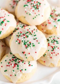 Authentic Italian Christmas cookies are a special holiday treat with a soft and tender vanilla cookie topped with an almond glaze and festive Christmas sprinkles. Christmas Cookies Italian, Italian Anise Cookies, Italian Christmas Cookie Recipes, Cookies Italian, Baking Christmas Cookies, Sour Cream Cookies, Almond Glaze, Italian Wedding Cookies, Anise Cookies