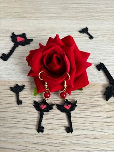 Hazbin Hotel Key Earrings. They are printed in black 3D filament and with stainless steel. The product is handmade so it could vary slightly. Hazbin Hotel Key, Key Earrings, Hazbin Hotel, Jewelry Earrings Dangle, Etsy Earrings, Dangle Drop Earrings, Dangle Earrings, Spain, Handmade Items