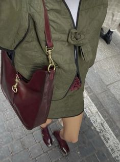 Burgundy And Olive Green Outfits, Olive Green Aesthetic Outfit, Green Bag Outfit, Green Outfits For Women, Olive Green Outfit, 2024 Shoes, Khakis Outfit, Maroon Outfit, Olive Clothing