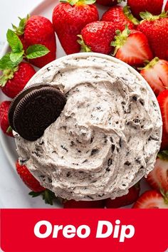 This easy Oreo Dip recipe is one of the best cold dessert dips around, made with only 5 simple ingredients. It tastes like cookies and cream cheesecake filling. Whip up a batch in just 5 minutes! Oreo Cheesecake Dip, Lunch Party Recipes, Oatmeal Cake