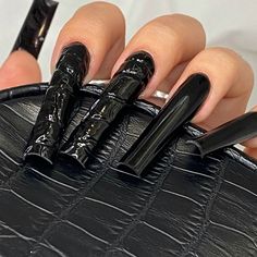 Black Acrylic Nails, Swarovski Nails, Halloween Acrylic Nails, Gothic Nails, Punk Nails, Glamorous Nails, Simple Gel Nails, Classy Acrylic Nails, Exotic Nails