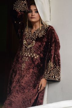 Buy Brown Kurta Silk Velvet Embroidered Zardosi Round V Aari Pant Set For Women by Gul By Aishwarya Online at Aza Fashions. Latest Velvet Suit Designs, Pakistani Embroidery, Kundan Embroidery, Velvet Suit Design, Maggam Designs, Velvet Pant, Embroidery Fashion Detail, Women Kurta