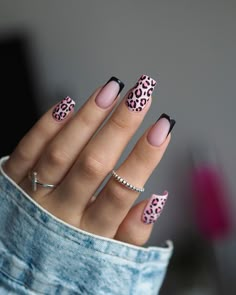 30 Best Animal Print Nails to Inspire You Leopard Nail Designs, Print Nail Art, Cheetah Print Nails, Cheetah Nail Designs, Cheetah Nails, Leopard Print Nails, Leopard Nails, Print Nails, Animal Print Nails