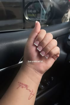 Simple Short Nails Black Women, Mini Acrylic Nails, Boxing Nails, Nurse Nails Acrylic, Real Nails Manicure Ideas, French Tip Short Acrylic Nails, Real Short Nails, Small Short Nails, Extra Short Square Nails