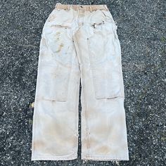 Vintage Carhartt Faded Brown Double Knee Work Wear Carpenter Pants. Great Pair! Measure 33x34 And A 9 Leg Opening. Please Check Measurements Before Purchasing. I Do My Best To Show Any Flaws In Pictures. Quick Shipping! Bundles Encouraged! @Ants_haul On Instagram. Carhartt Mens Pants, Carhartt Pants, Men Carhartt, Carpenter Pants, Vintage Carhartt, Khaki Chinos, Chinos Pants, Ants, Mens Bottom