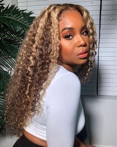 Hair: #4/27 Highlight Mix Color Piano Blonde Deep wave Wig 150% density 24"🌹 Sku: CFW24 #xrsbeautywigs #wigmakeratl #naturalhairline #frontalunits #whatfrontal #wigunits #wigforsale #frontalsewin #lacefrontal #lacefrontwigs #lacemelted #deepwavewigs #curlywigs #newig #firstwig #babyhairstyles #naturalsewin #decaturhairstylist #RealHair #wiglife #atlhairstylists #naturalhairstylesdaily Indian Remy Human Hair, Honey Blonde Highlights, Blonde Curly Hair, Brazilian Remy Hair, Curly Human Hair Wig, Curly Lace Front Wigs, Colored Wigs, Human Hair Lace Wigs, Curly Wigs