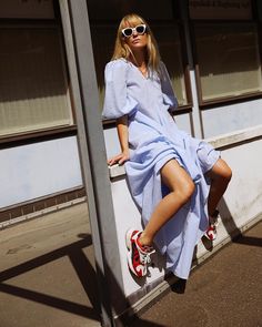 Jeanette Madsen, Mode Dope, Prarie Dress, Dress With Converse, Dress And Sneakers Outfit, Trainers Outfit, Ganni Dress, Haute Couture Gowns, Minimalist Shoes