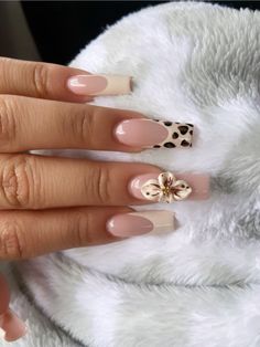 Morocco Nails, Nail Inspo Square, White Nail Inspo, Girly Acrylic, Girly Acrylic Nails, Acrylic Nails Designs, French Acrylic Nails, Glow Nails