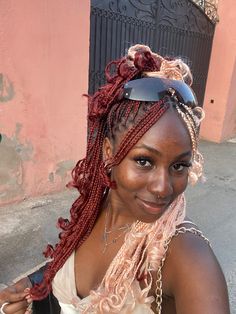 2 Coloured Braids, Two Colour Box Braids, Colourful Box Braids, Light Pink Braids Black Women, Half And Half Braids Color, Braid Colour Ideas, Split Color Box Braids, Split Dye Box Braids, 2 Color Braids