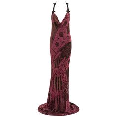 ▪ Roberto Cavalli halter neck evening dress ▪ Fall-Winter 2004 ▪ Burgundy silk-rayon cut-velvet with metallic gold flecking ▪ Plunging cowl neck ▪ Halterneck string ties with decorative beaded frog-fastening detail ▪ Floor length skirt with train ▪ Silk lining ▪ Low back ▪ Labelled 'XS' (sizing flexible due to construction and fit) ▪ Made in Italy All photographs in this listing EXCLUDING any reference or runway imagery needs the credit of the copyright owner if you want to perform certain acts, Beaded Frog, Roberto Dress, Nude Gown, Roberto Cavalli Dress, Silk Evening Gown, Silk Evening Dress, Artsy Outfit, Vintage Corset, Elegant Hats