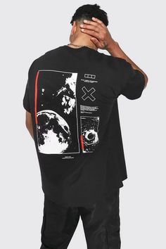 Oversized Space Back Print T-shirt | boohooMAN USA Streetwear Tshirt Design, T-shirt Print Design, Design Jersey, Tshirt Printing, Shirt Design Ideas, Shirt Design Inspiration, T Shirt Oversize, T Shirt Design Ideas, Shirt Print Design