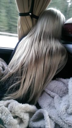 Long Blonde Hair Aesthetic Faceless, Read Hair, Pale Blonde Hair, Blonde Asian, Beauty Hair Color, Long Healthy Hair, Pale Blonde, Ash Blonde Hair