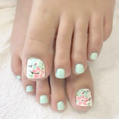 Cool Tropical Nails Designs for Summer ★ See more: https://naildesignsjournal.com/tropical-nails-designs/ #nails Beach Toe Nails, Tropical Nail Designs, Beach Toes, Summer Nails Beach, French Pedicure, Tropical Nails, Bright Summer Nails